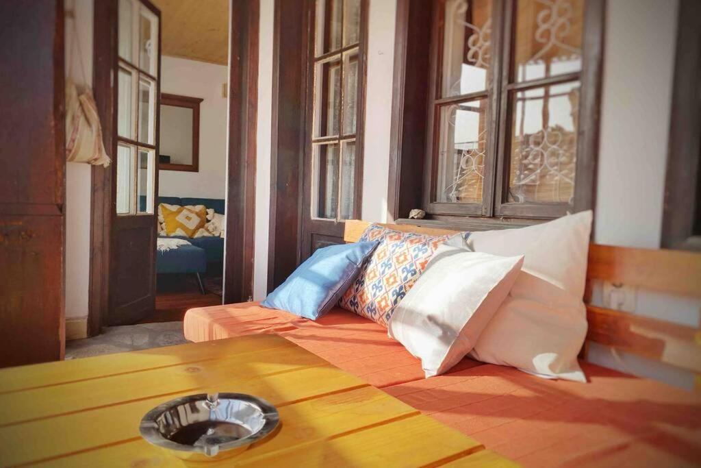 The Secret Lodge- New With Private Garage, Entire House Appartamento Veliko Tărnovo